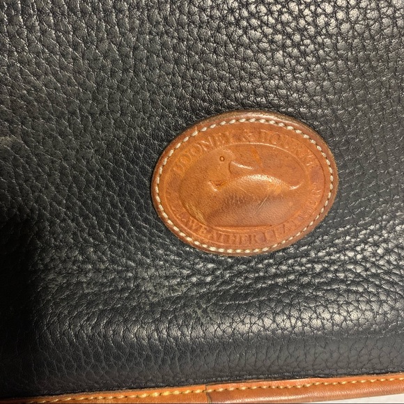 Dooney & Bourke Vintage All weather Leather Bag - Picture 7 of 15